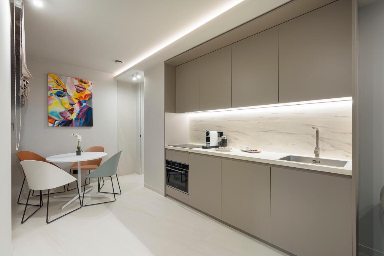 Aera Luxury Suites - 303 304 305 Catánia Buitenkant foto