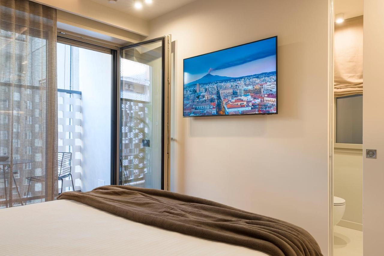 Aera Luxury Suites - 303 304 305 Catánia Buitenkant foto