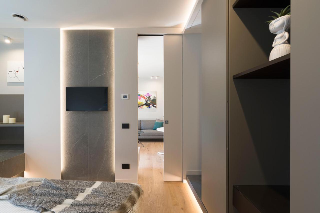 Aera Luxury Suites - 303 304 305 Catánia Buitenkant foto