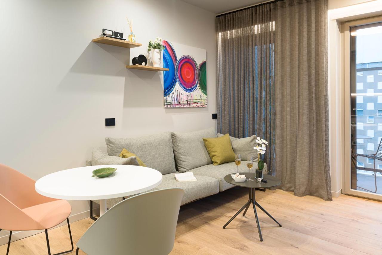 Aera Luxury Suites - 303 304 305 Catánia Buitenkant foto