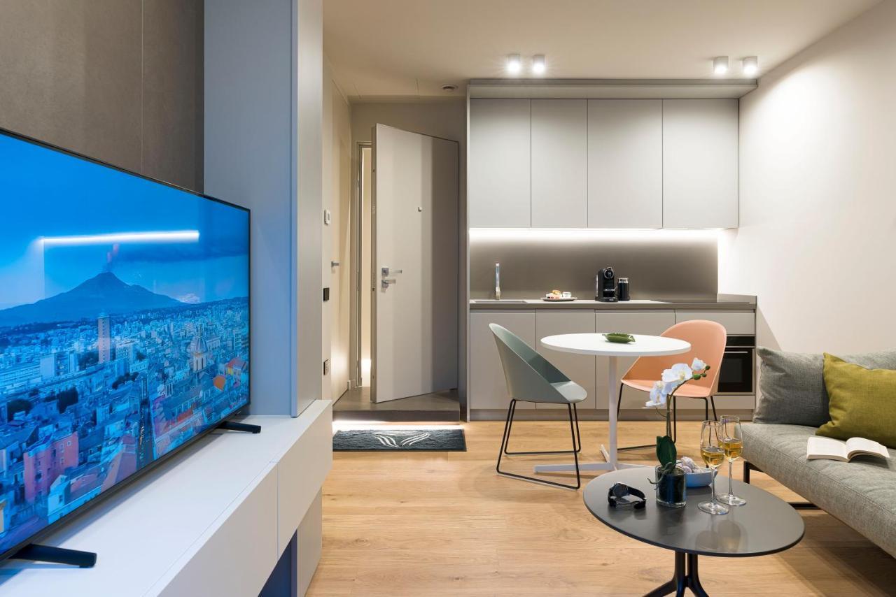 Aera Luxury Suites - 303 304 305 Catánia Buitenkant foto