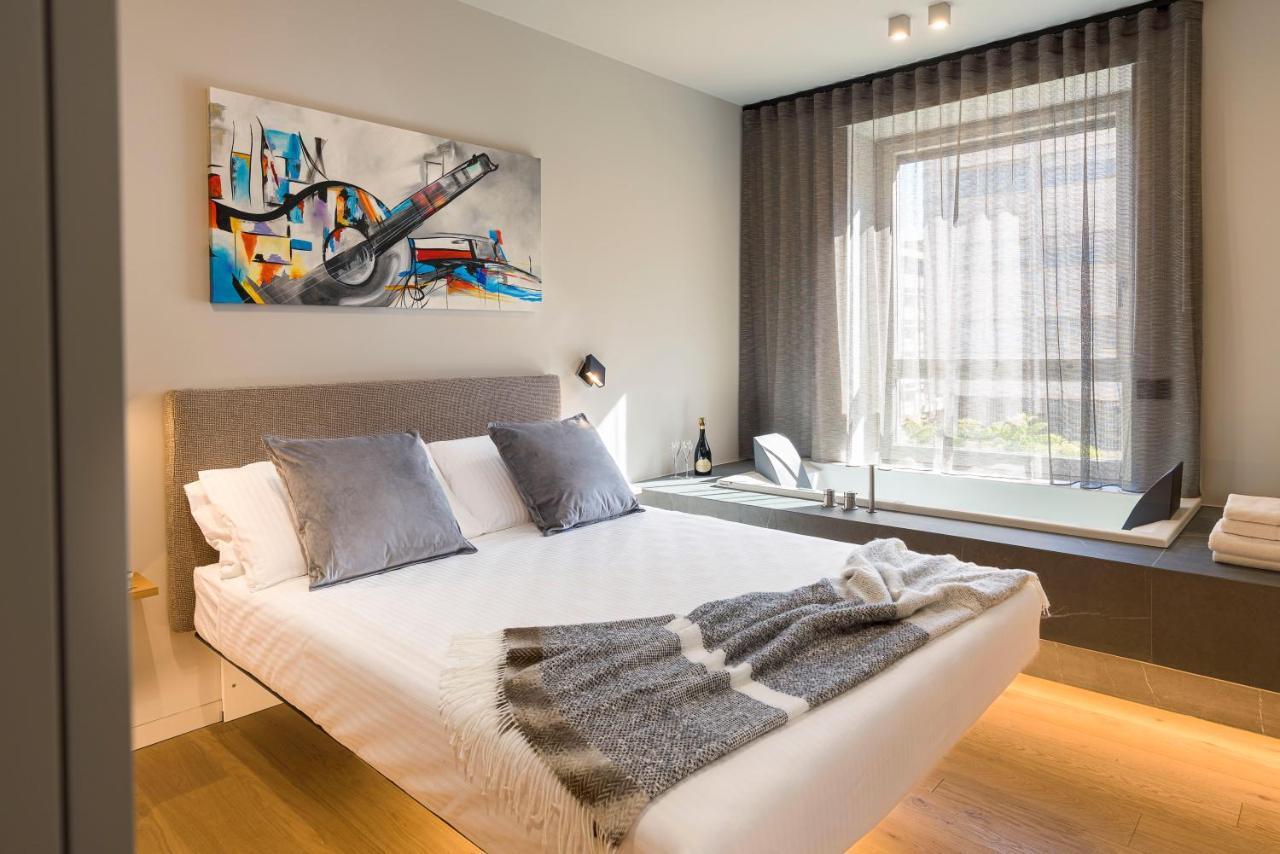 Aera Luxury Suites - 303 304 305 Catánia Buitenkant foto